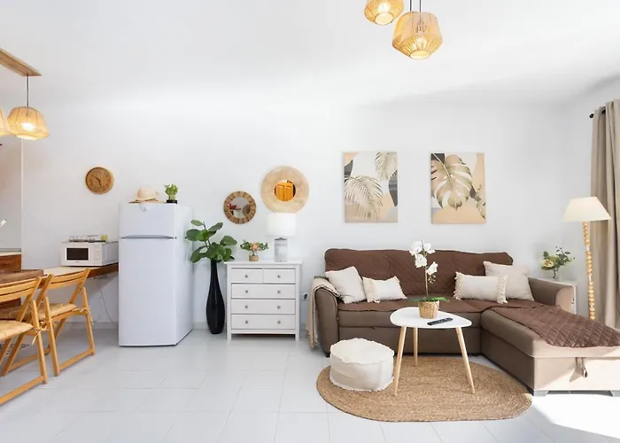 Home2book Stylish Pool & Terrace, Club * 圣米格尔德阿沃纳