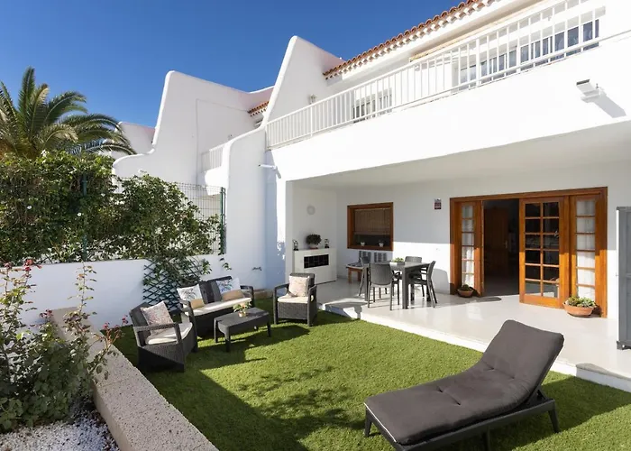 Home2book Stylish Pool & Terrace, Club Apartament *